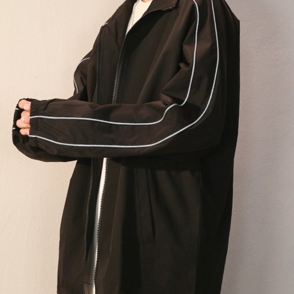 Stand collar jacket for men in spring 2021 - Picture 3 of 4